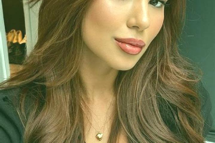 Piper, 38, a chestnut dark-eyed latina companion based in Jaujac. Offering Girlfriend Experience, Duos, Overnight, Striptease. Available for incall and outca...