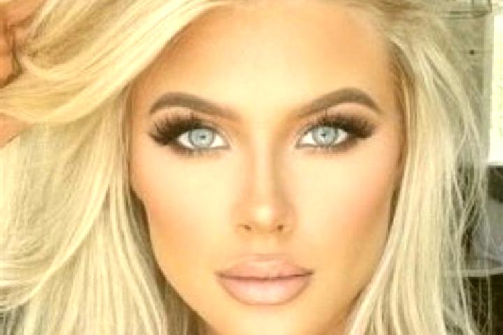 Piper, 38, a platinum blonde grey-eyed caribbean companion based in Suzuka. Offering Couples, A-Level, Girlfriend Experience, Erotic Massage. Available for i...