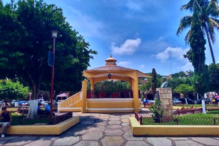 Piper, 38 — Escort in Tecolotlan, Mexico