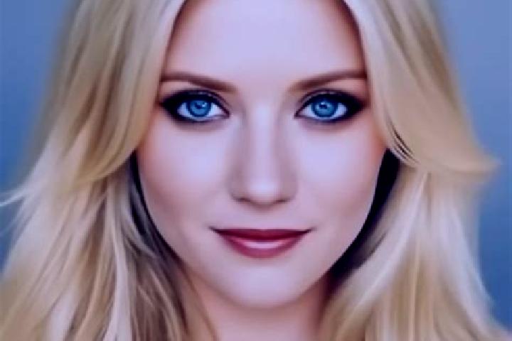 Piper, 39, a blonde grey-eyed mixed companion based in Mandel. Offering Travel Companion, Duos, Tantra. Available for incall and outcall, day and evening dates.