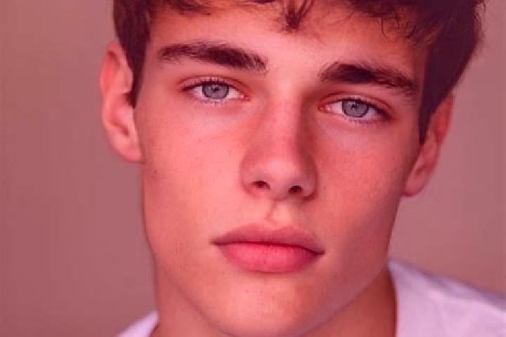 Piper, 39, a red brown-eyed caucasian companion based in Bengbre. Offering Duos, Roleplay, 69, CIM, Overnight. Available for incall and outcall, day and even...