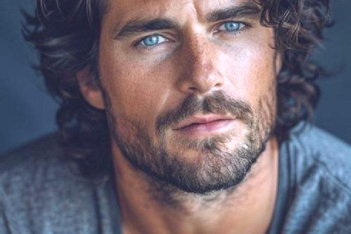 Piper, 39, a red grey-eyed indian companion based in Santibanez del Val. Offering Overnight, OWO, Travel Companion, Dinner Date. Available for incall and out...