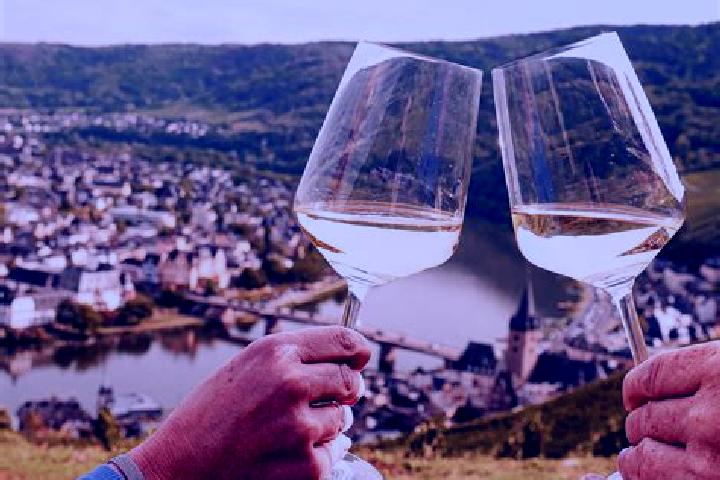 Piper, 39 — Escort in Graach, Germany