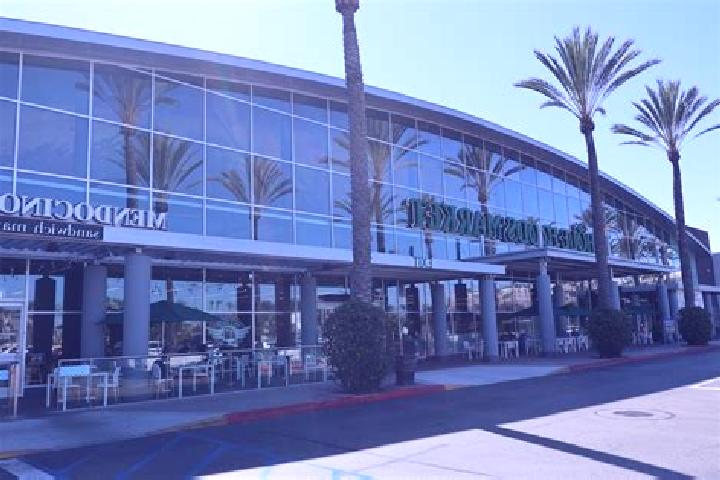 Piper, 39 — Escort in Tustin Legacy, United States