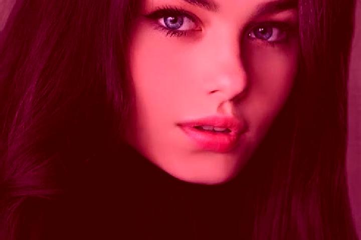Quinn, 20, a brunette dark-eyed ebony companion based in Scalo di Baragiano. Offering 69, CIM, OWO. Available for incall and outcall, day and evening dates.