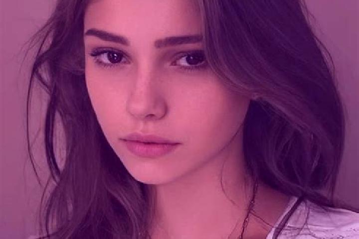 Quinn, 20, a chestnut grey-eyed slavic companion based in Caucel. Offering Fetish, Overnight, OWO, Girlfriend Experience. Available for incall and outcall, d...