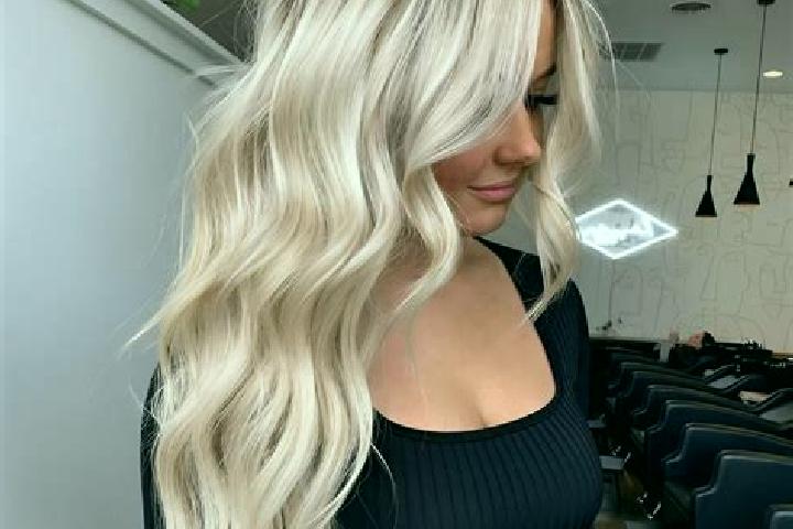 Quinn, 20, a platinum blonde amber-eyed asian companion based in Funado. Offering Overnight, GFE, Girlfriend Experience, Couples. Available for incall and ou...