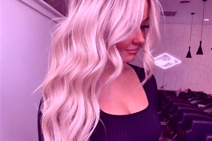 Quinn, 20, a platinum blonde grey-eyed ebony companion based in Zhouping. Offering Massage, Duos, OWO, Fetish. Available for incall and outcall, overnight bo...