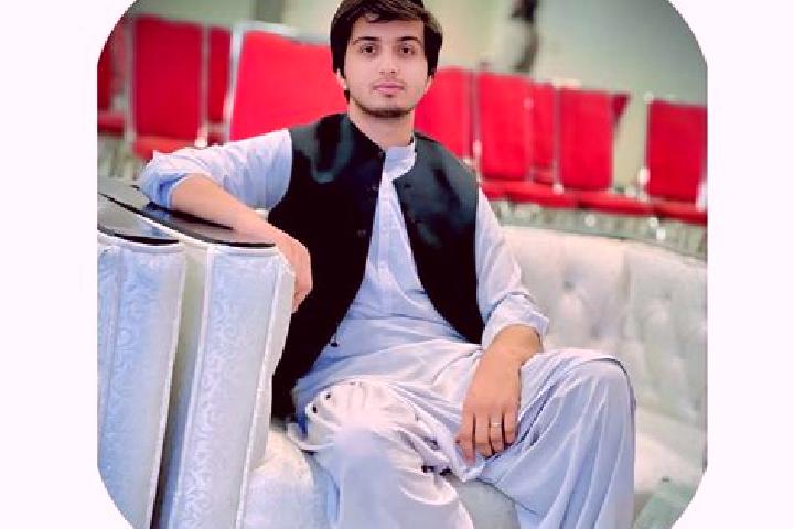 Quinn, 20 — Escort in Wana, Pakistan
