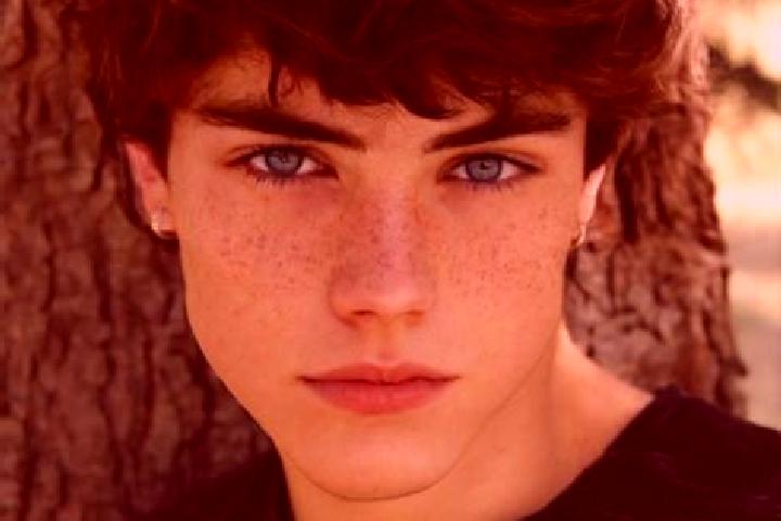 Quinn, 21, a auburn blue-eyed slavic companion based in Nogata. Offering Girlfriend Experience, Erotic Massage, Deep French Kissing, Roleplay, Party Girl. Av...
