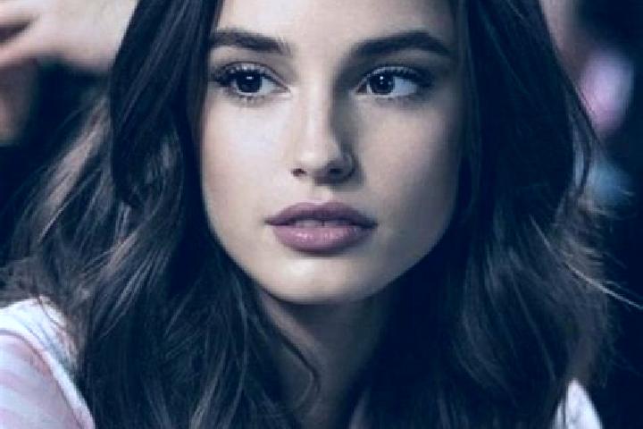 Quinn, 21, a brunette brown-eyed mediterranean companion based in Mollaahmetler. Offering Massage, Roleplay, CIM, 69, Striptease. Available for incall and ou...
