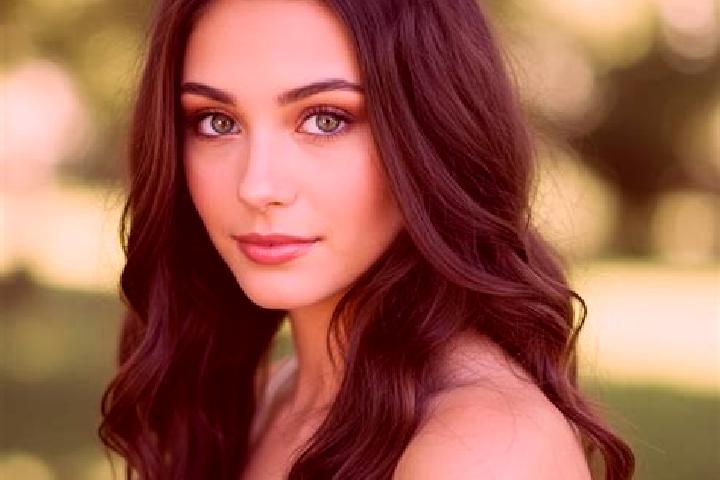 Quinn, 21, a brunette hazel-eyed european companion based in Trejos. Offering Tantra, Massage, Party Girl, Travel Companion. Available for incall and outcall...