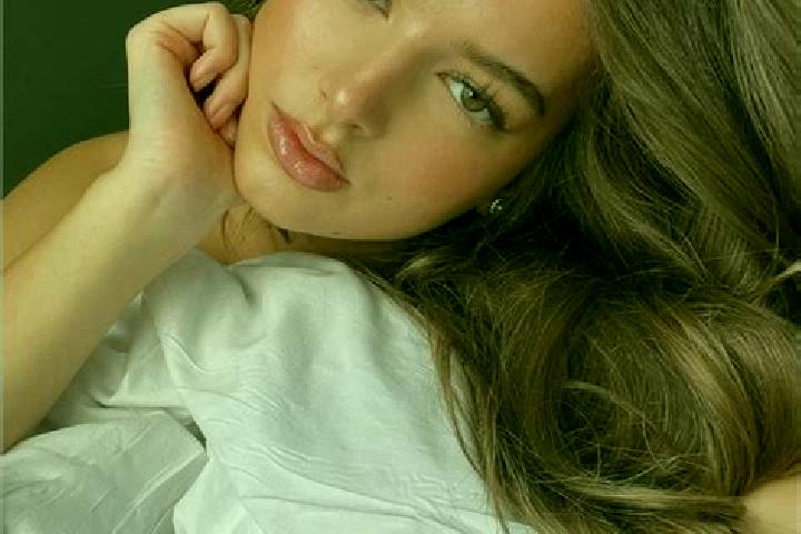Quinn, 21, a brunette hazel-eyed latina companion based in Cu Lao Dung. Offering Prostate Massage, Roleplay, Deep French Kissing, Erotic Massage, Tantra. Ava...