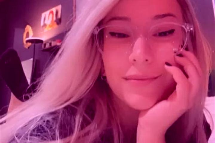 Quinn, 21, a platinum blonde grey-eyed mixed companion based in Bobenheim am Berg. Offering BDSM, Couples, Erotic Massage, Roleplay. Available for incall and...