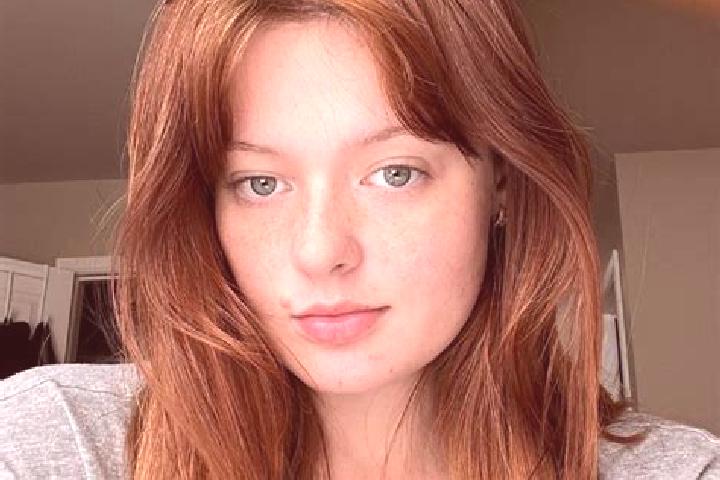 Quinn, 21, a red dark-eyed mixed companion based in Shumskiy. Offering Striptease, GFE, 69, CIM, OWO. Available for incall and outcall, day and evening dates.