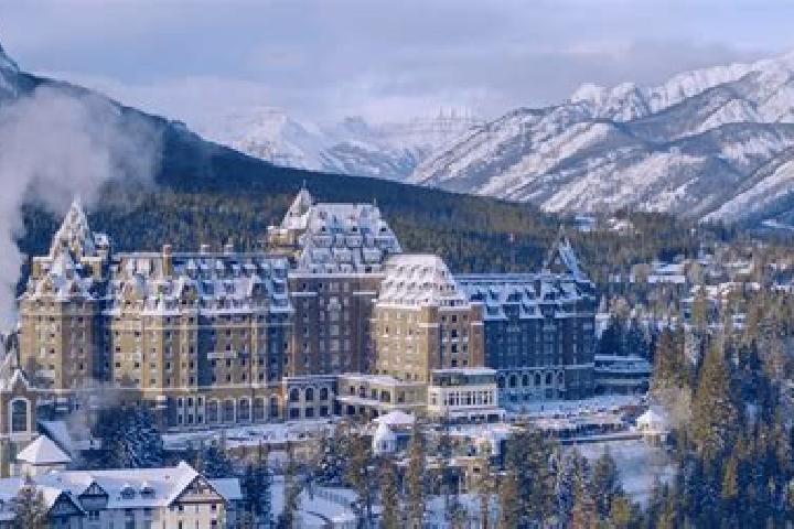 Quinn, 21 — Escort in Banff, Canada