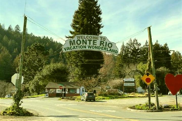 Quinn, 21 — Escort in Monte Rio, United States