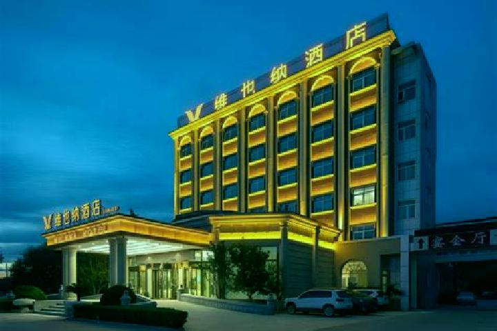 Quinn, 21 — Escort in Wangzhuang, China