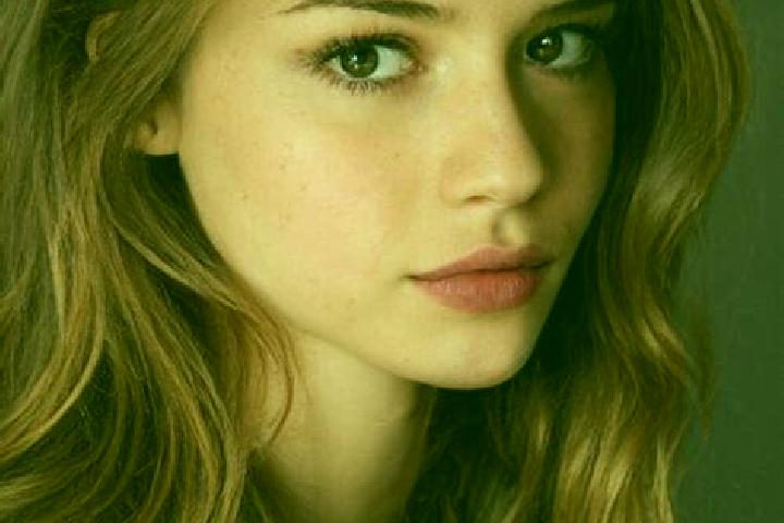 Quinn, 22, a auburn hazel-eyed caucasian companion based in Shouchun. Offering Dinner Date, OWO, Erotic Massage, A-Level. Available for incall and outcall, o...