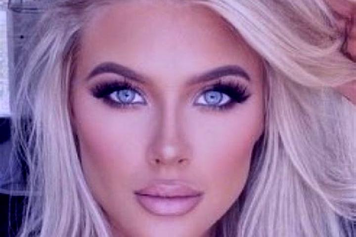 Quinn, 22, a platinum blonde amber-eyed caribbean companion based in Villanueva del Ariscal. Offering Couples, OWO, A-Level, Travel Companion, Deep French Ki...