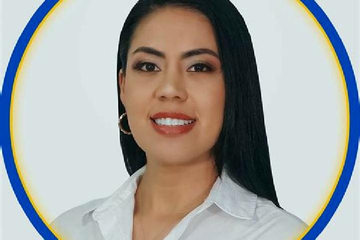 Quinn, 22 — Escort in El Triunfo, Ecuador