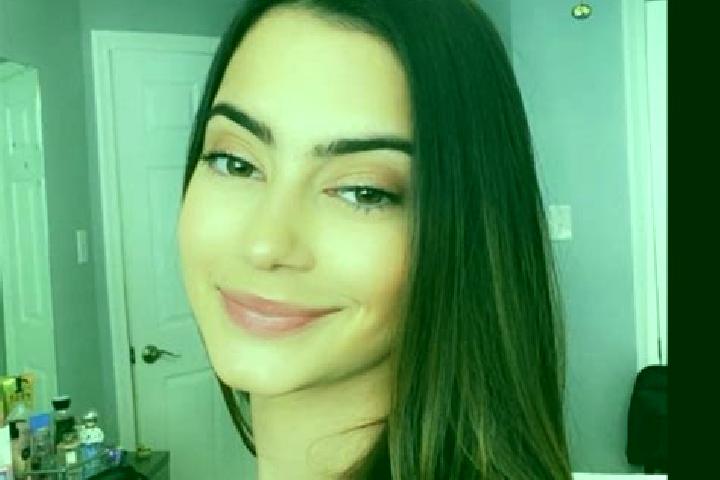 Quinn, 22 — Escort in Loyola, United States
