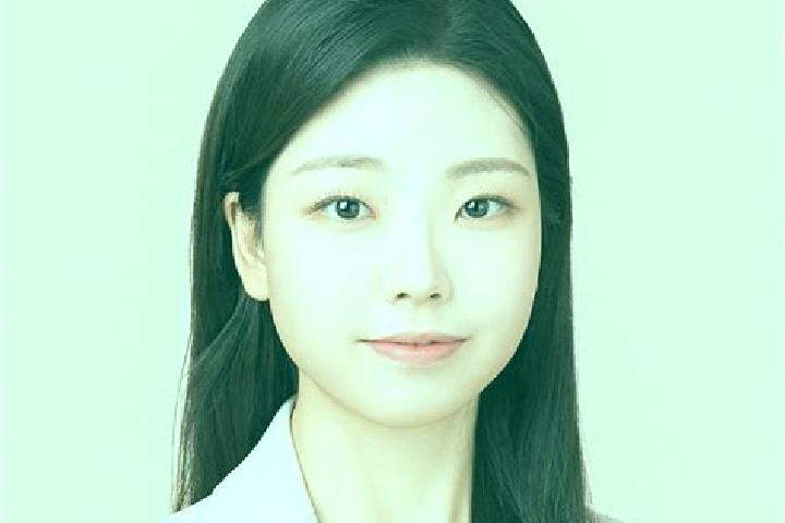 Quinn, 22 — Escort in Miryang, South Korea