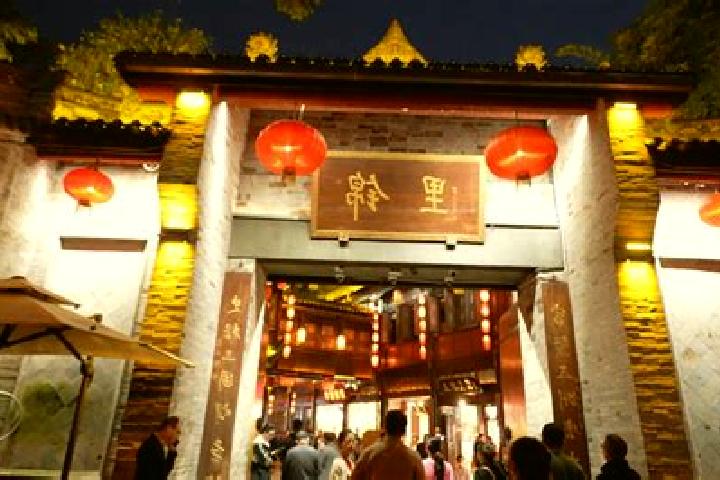 Quinn, 22 — Escort in Sanxiang, China