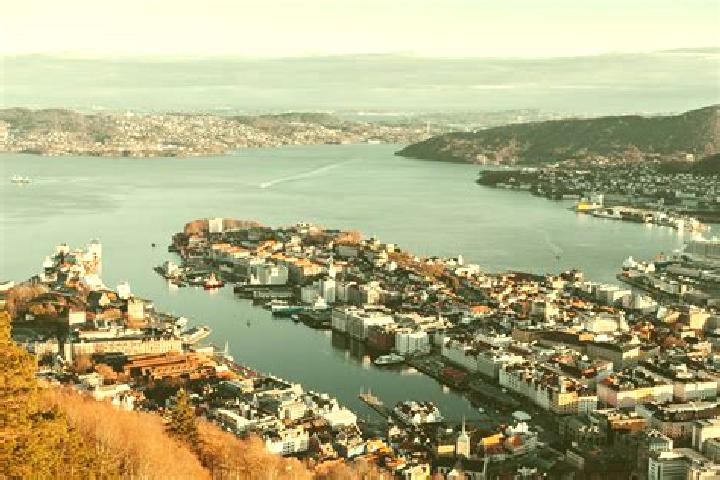 Quinn, 22 — Escort in Svelgen, Norway