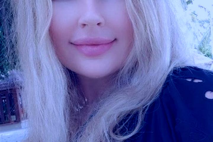 Quinn, 23, a blonde grey-eyed ebony companion based in Korniyivka. Offering 69, Tantra, GFE, CIM, BDSM. Available for incall and outcall, day and evening dates.