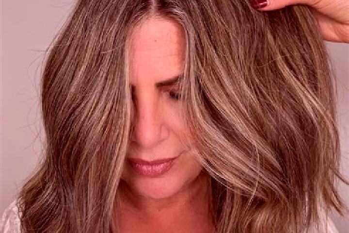 Quinn, 23, a dark blonde grey-eyed ebony companion based in Pitangueiras. Offering A-Level, CIM. Available for incall and outcall, day and evening dates.