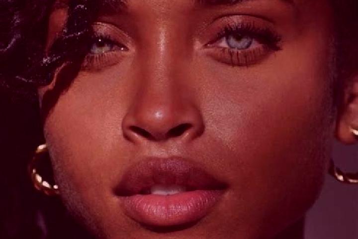 Quinn, 23, a red brown-eyed ebony companion based in Ojos. Offering CIM, Prostate Massage, Striptease, BDSM, Overnight. Available for incall and outcall, day...