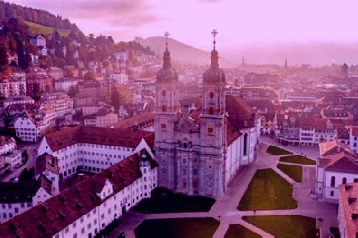 Quinn, 23 — Escort in Altenmarkt bei Sankt Gallen, Austria
