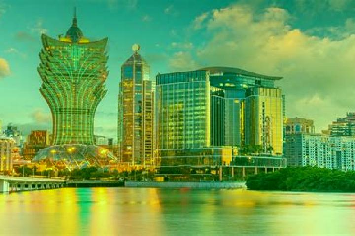 Quinn, 23 — Escort in Badai, China