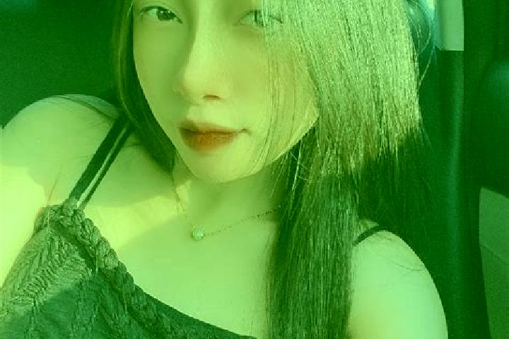 Quinn, 23 — Escort in Ha Hieu, Vietnam