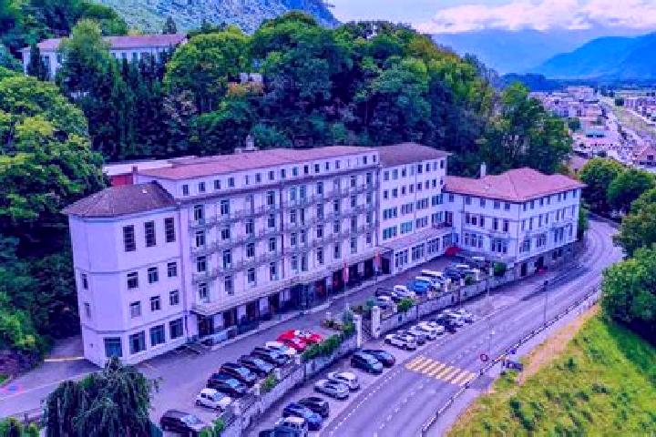 Quinn, 23 — Escort in Le Bouveret, Switzerland