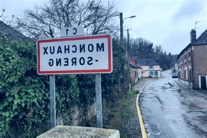 Quinn, 23 — Escort in Monchaux-Soreng, France