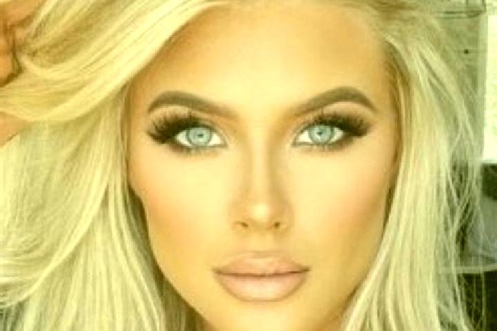 Quinn, 24, a platinum blonde dark-eyed ebony companion based in Brumado. Offering BDSM, Striptease, Girlfriend Experience, Dinner Date, Couples. Available fo...