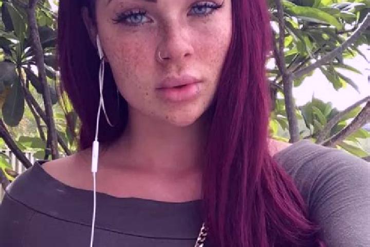 Quinn, 24, a red blue-eyed mediterranean companion based in Chennevieres-sur-Marne. Offering Duos, A-Level, Fetish, GFE. Available for incall and outcall, da...