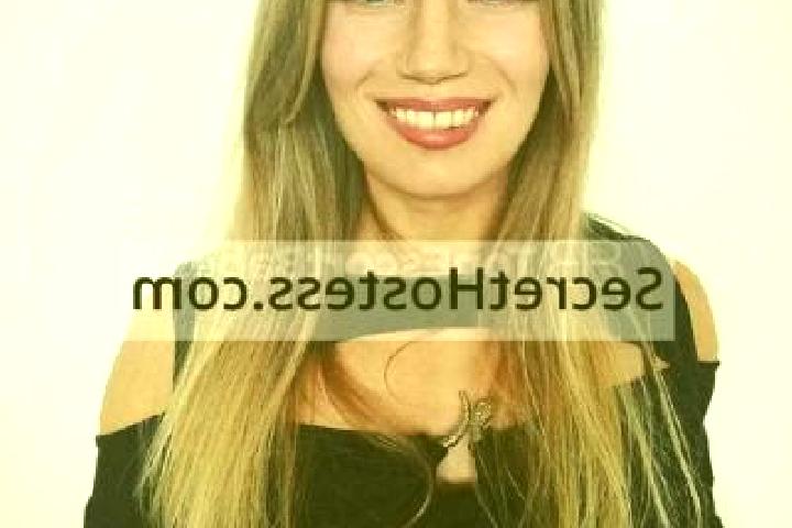 Quinn, 24 — Escort in Bordeaux, France