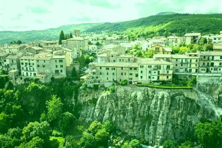 Quinn, 24 — Escort in Capo di Ponte, Italy