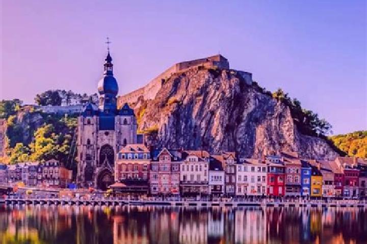 Quinn, 24 — Escort in Miecret, Belgium