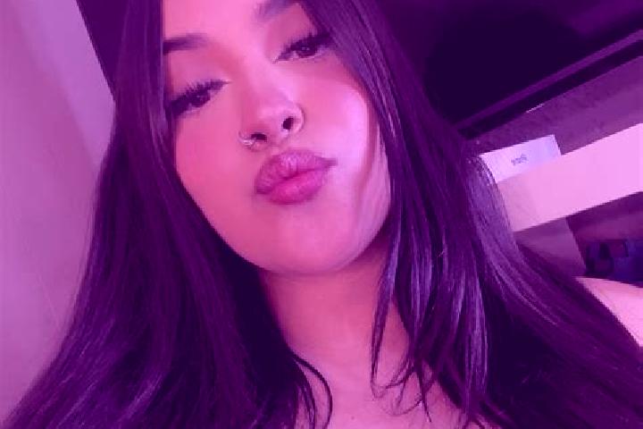 Quinn, 24 — Escort in Nada, China