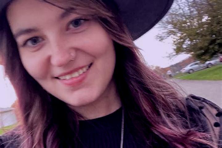 Quinn, 24 — Escort in New Athens, United States