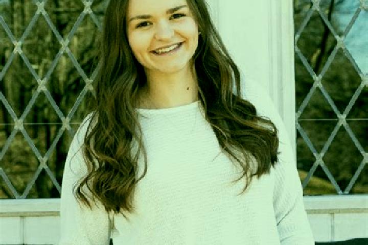 Quinn, 24 — Escort in West Lynchburg, United States