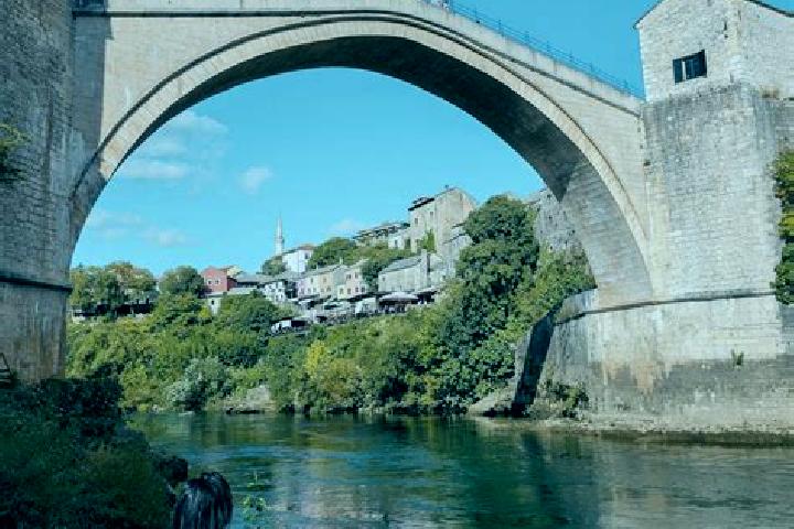 Quinn, 24 — Escort in Zavidovici, Bosnia and Herzegovina