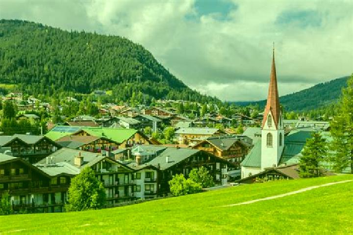 Quinn, 24 — Escort in Zuerich (Kreis 8) / Seefeld, Switzerland