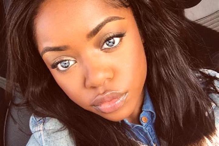 Quinn, 25, a auburn blue-eyed ebony companion based in Keadby. Offering Prostate Massage. Available for incall and outcall, overnight bookings available.