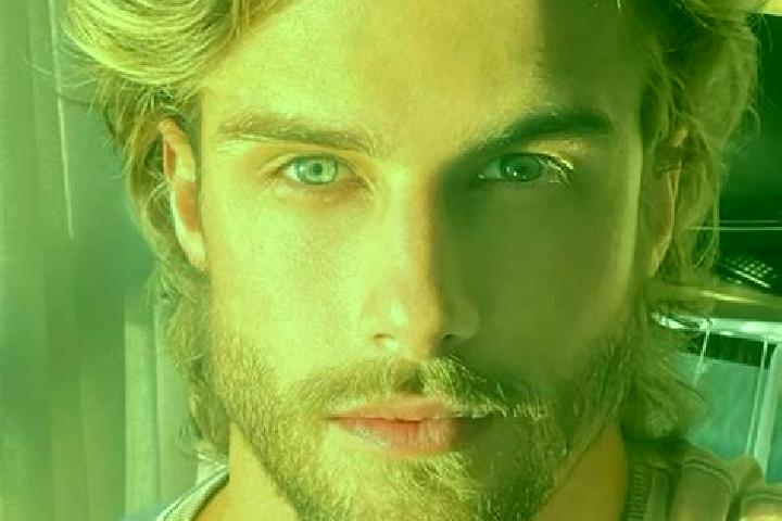 Quinn, 25, a dark blonde blue-eyed indian companion based in Arevalo. Offering Deep French Kissing, Overnight, Couples, Duos. Available for incall and outcal...