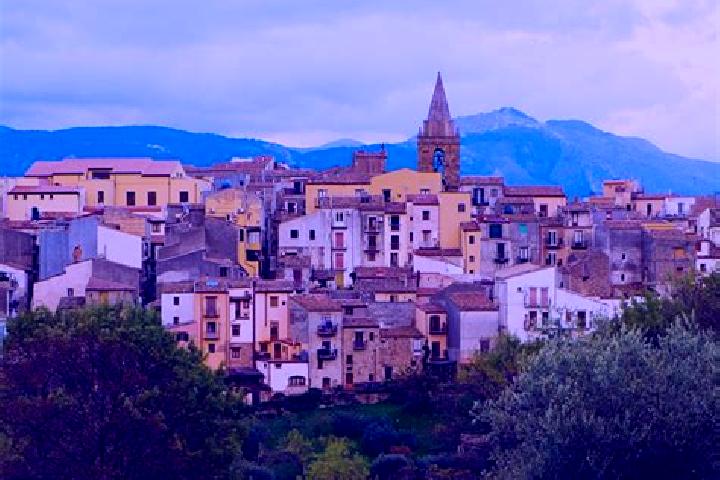 Quinn, 25 — Escort in Castelbuono, Italy
